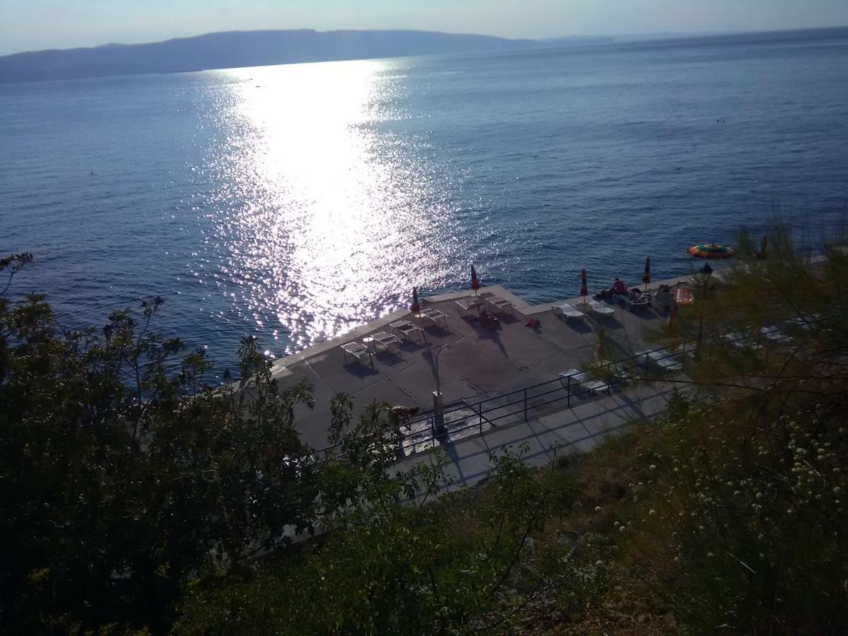 Room Petra In Centertown Senj  Exterior photo